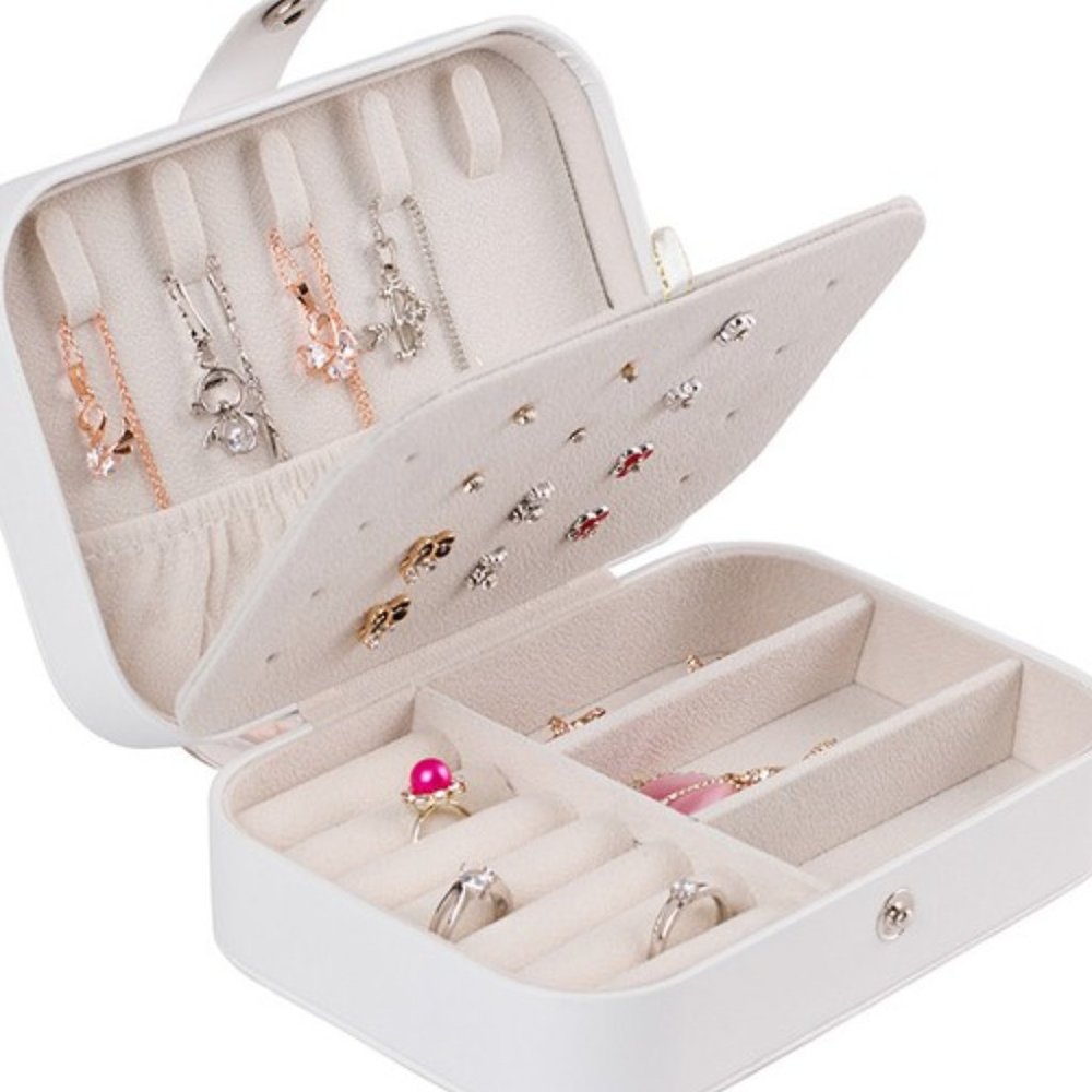 *ONLY 1 LEFT*-*HOST PICK* - Jewelry Travel Box Organizer,  Only Black available